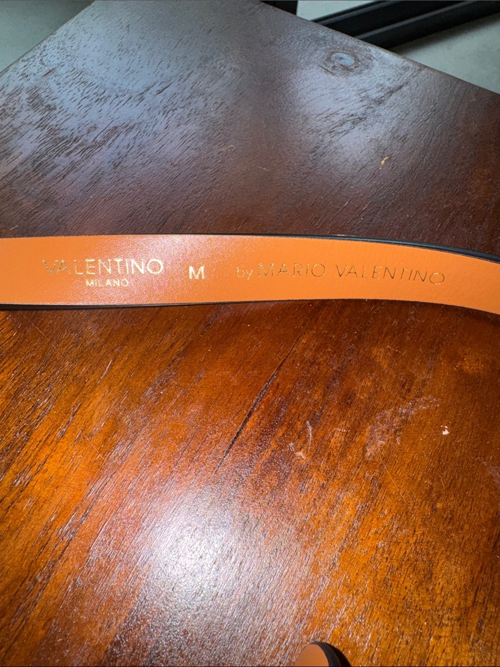 Mario Valentino Size M Women’s Leather Belt with Gold Buckle LIKE NEW - Picture 5 of 8